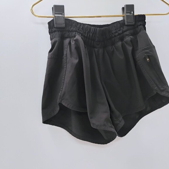 Lululemon Women's Size 4 Tracker Short V 4" Black - Picture 6 of 11